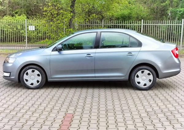 Skoda RAPID cena 27900 przebieg: 146000, rok produkcji 2013 z Katowice małe 137